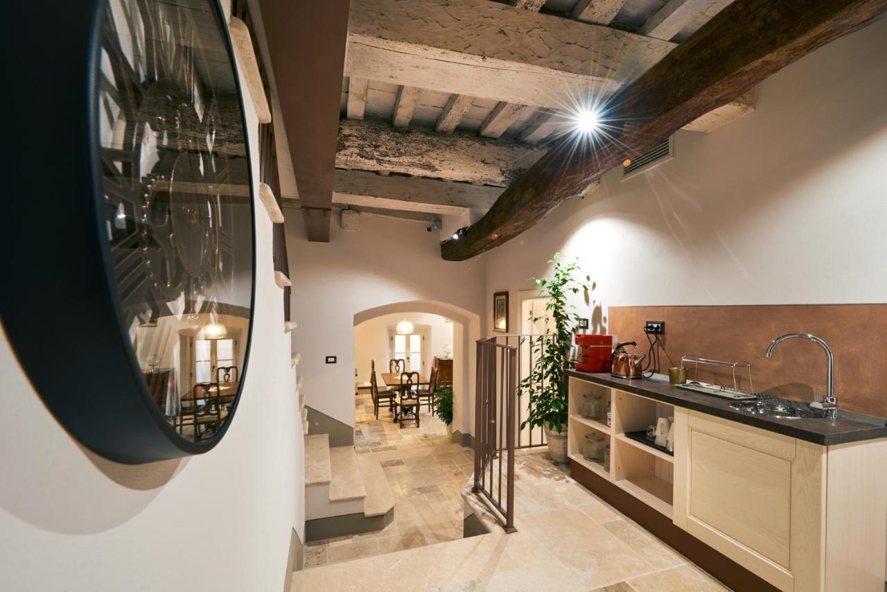 Bed and Breakfast Palazzo Pio III - Residenza D'Epoca Сартеано Экстерьер фото