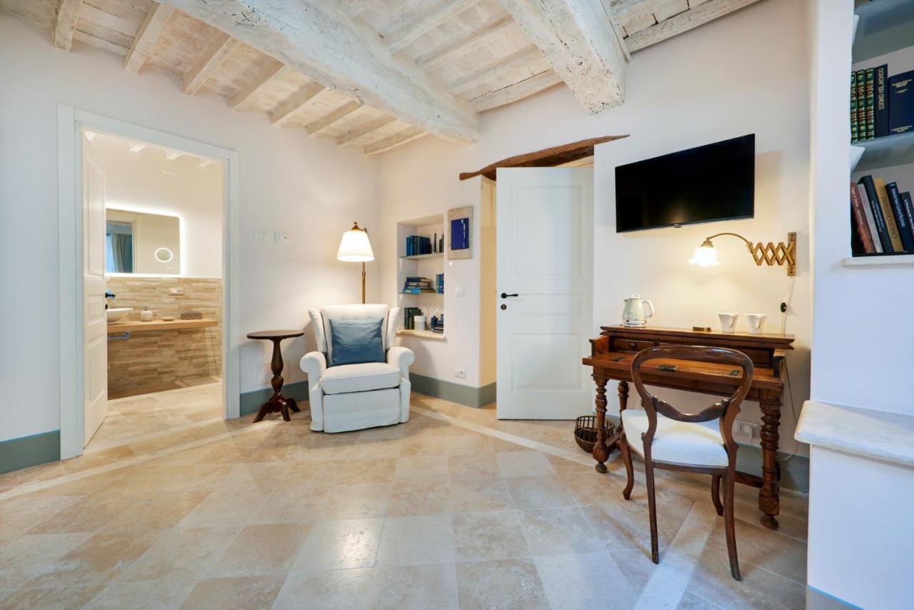 Bed and Breakfast Palazzo Pio III - Residenza D'Epoca Сартеано Экстерьер фото