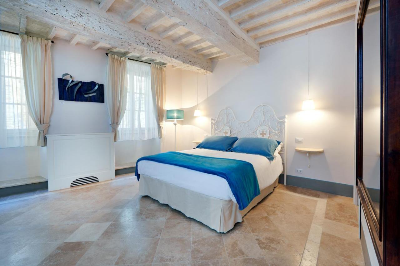 Bed and Breakfast Palazzo Pio III - Residenza D'Epoca Сартеано Экстерьер фото